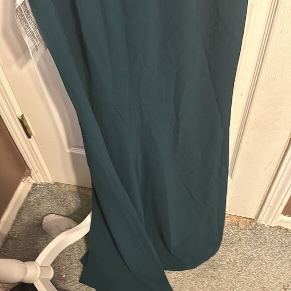 Dress The Population Sandra Plunge Vneck Dress In pine NWOT XLarge - Picture 7 of 9